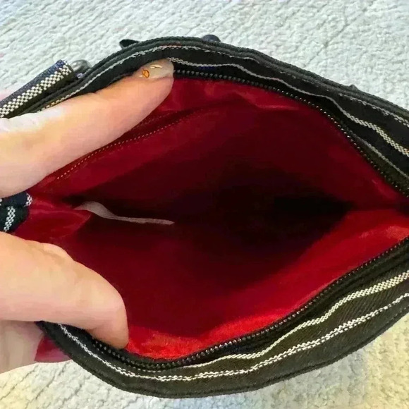 Dakine unisex crossbody - Picture 7 of 9